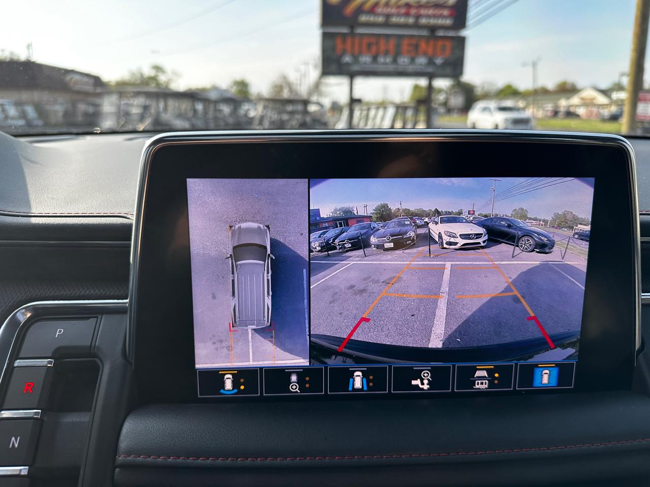 Chevrolet Tahoe  2021