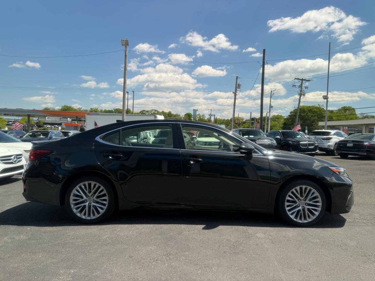 Lexus ES 350  2016