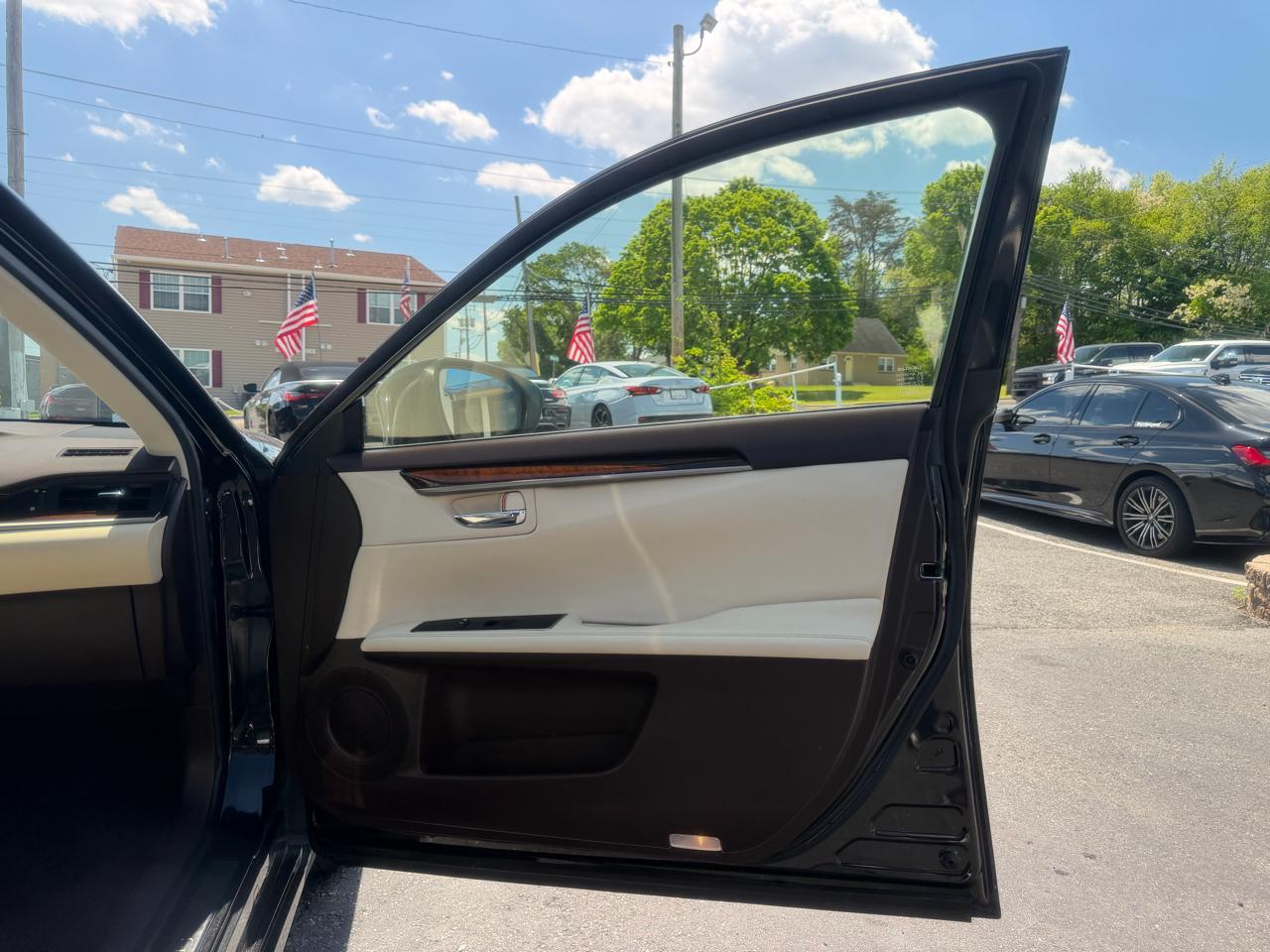 Lexus ES 350  2016