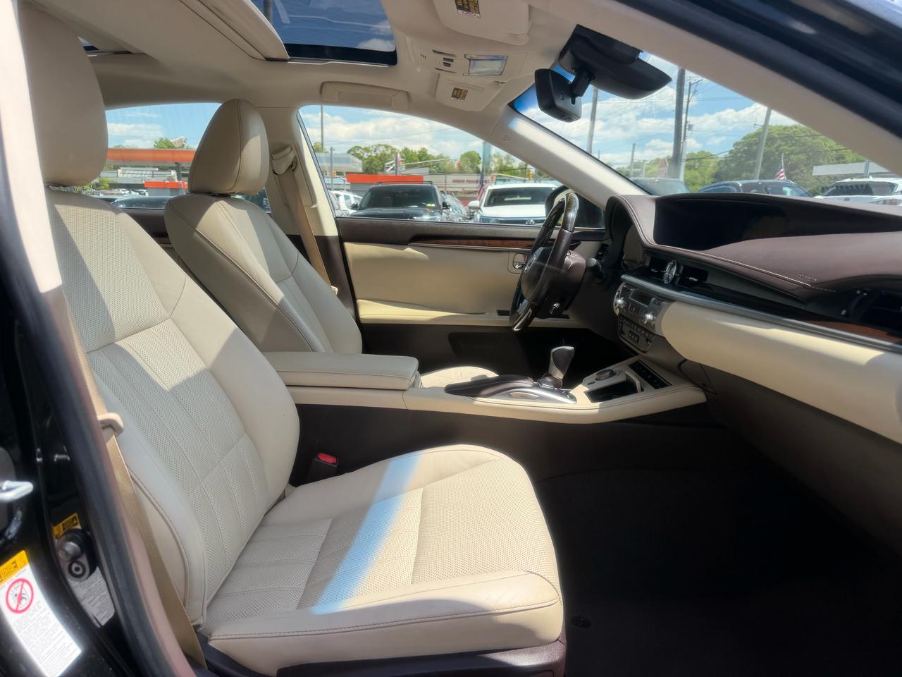 Lexus ES 350  2016