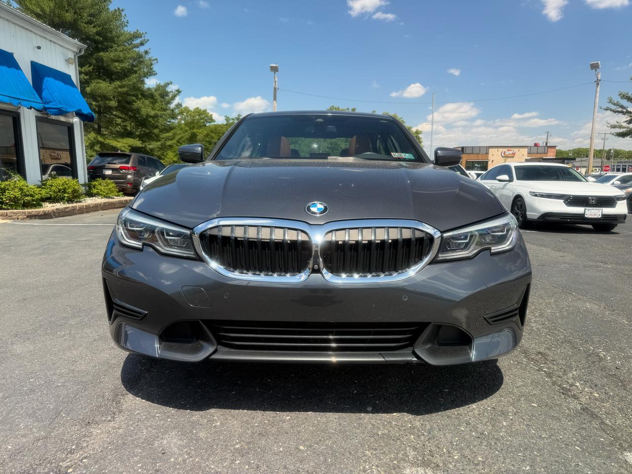 BMW 3 Series  2021