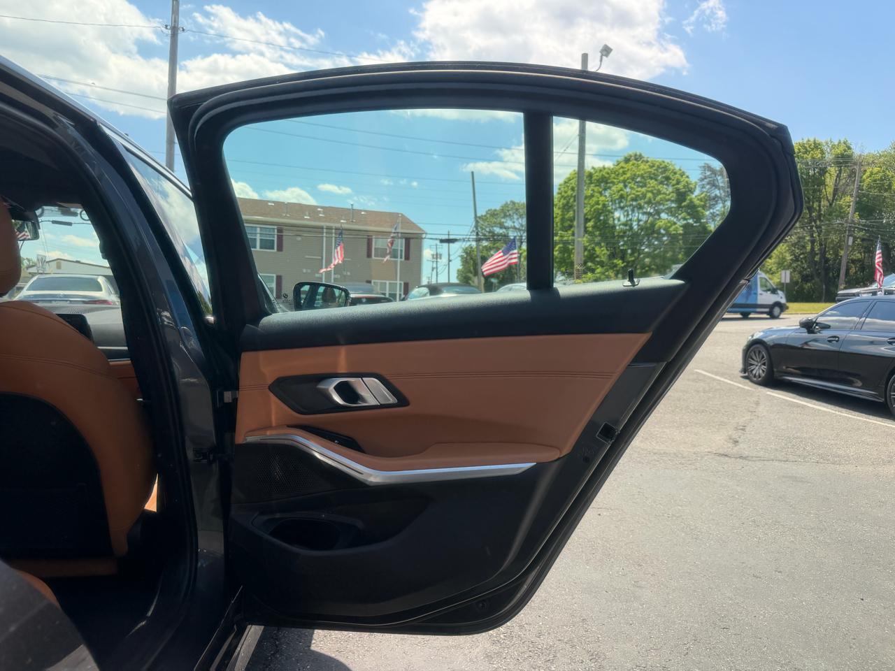 BMW 3 Series  2021