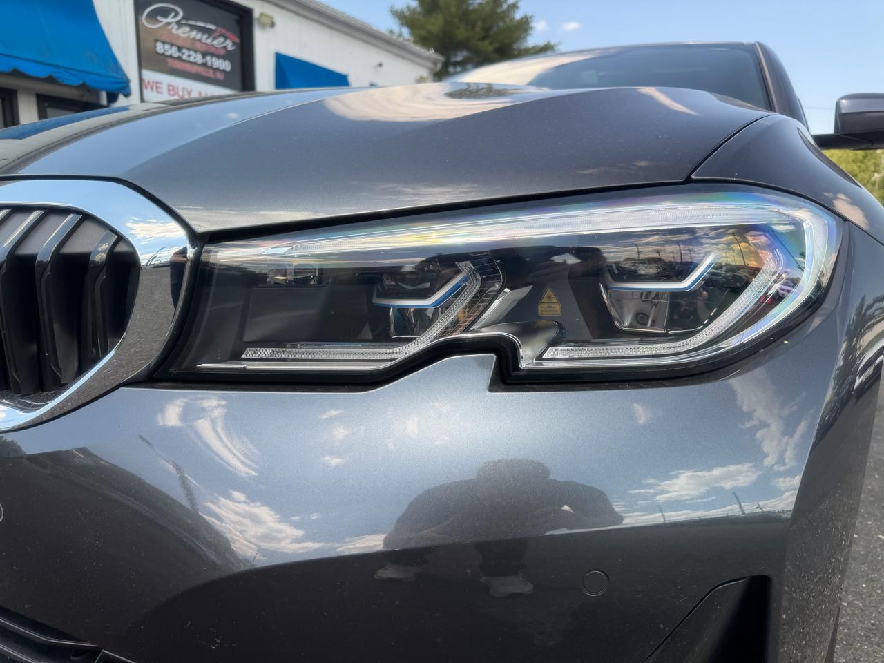 BMW 3 Series  2021