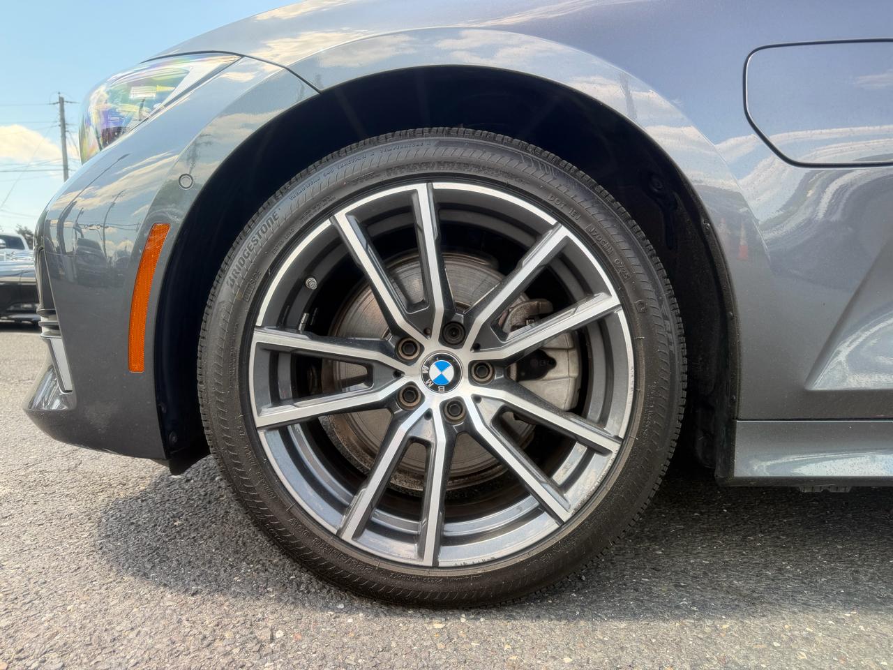 BMW 3 Series  2021