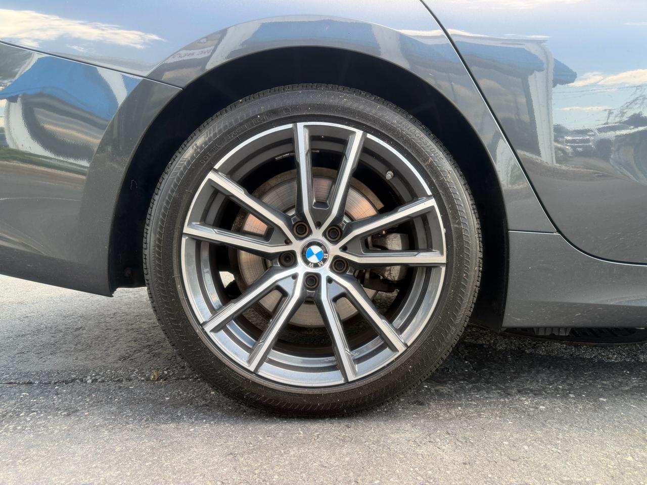 BMW 3 Series  2021