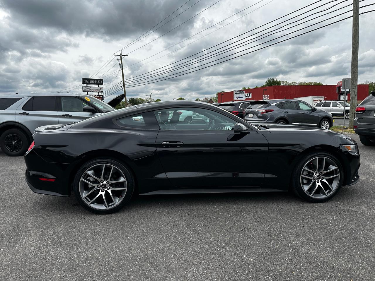Ford Mustang  2017