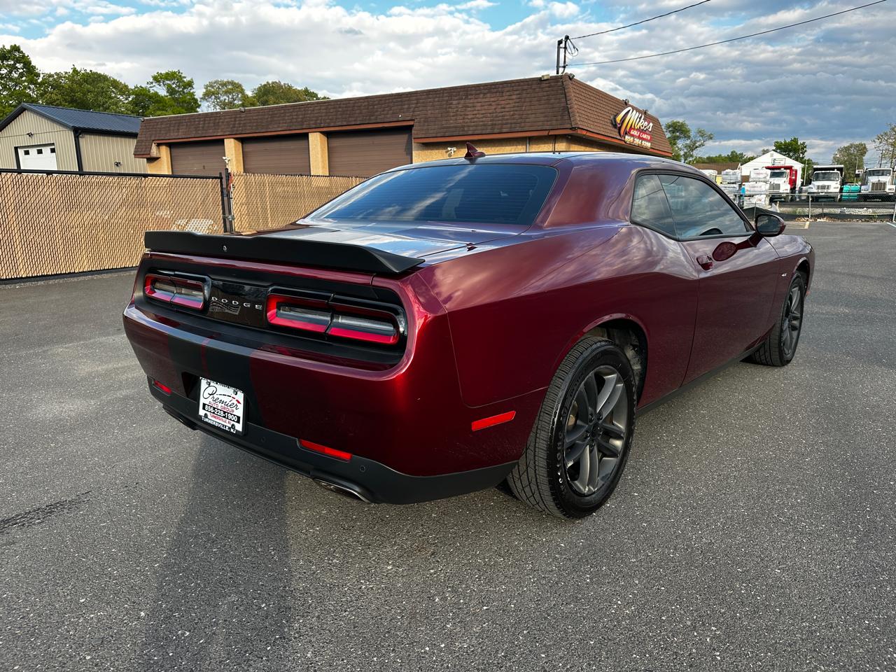 Dodge Challenger  2018