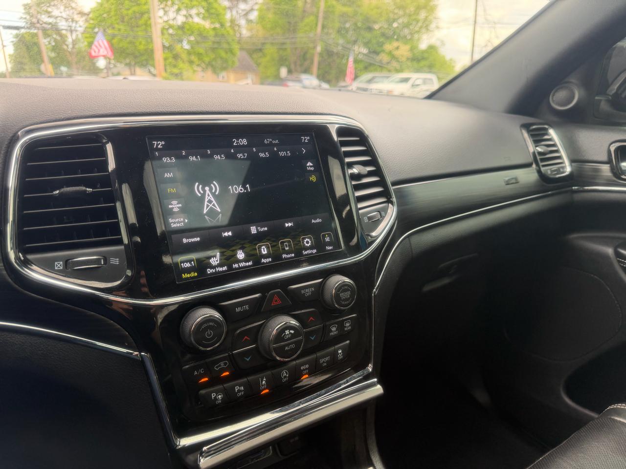 Jeep Grand Cherokee  2021