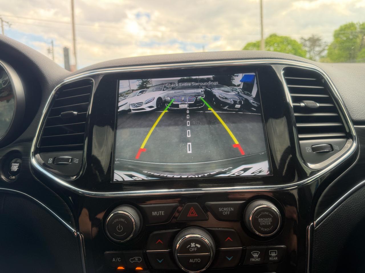 Jeep Grand Cherokee  2021