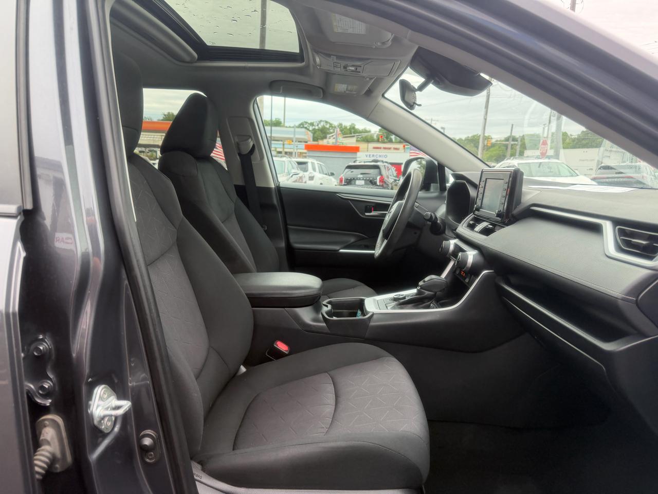 Toyota RAV4  2019