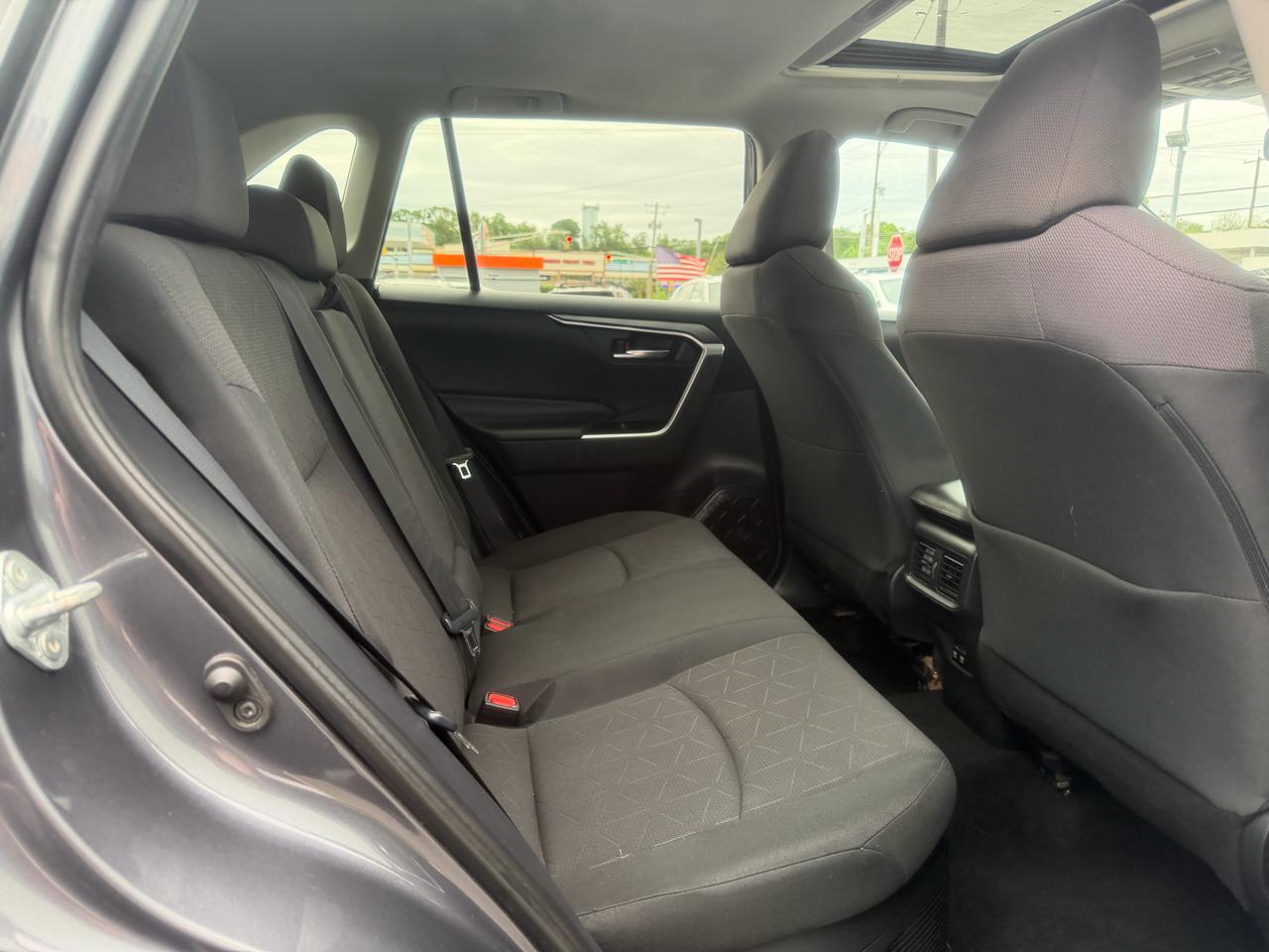 Toyota RAV4  2019