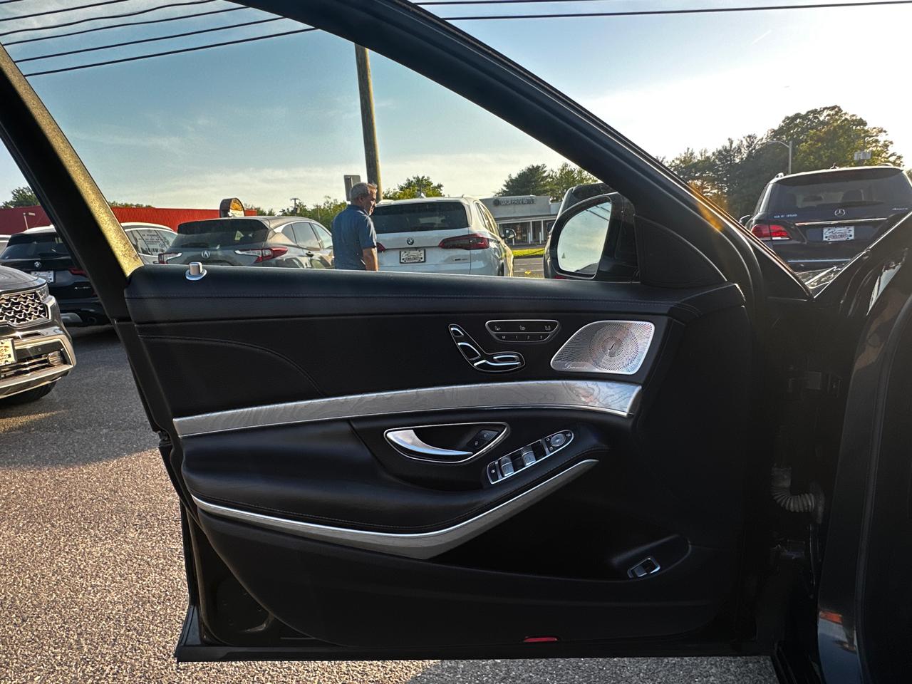 Mercedes-Benz S-Class  2015