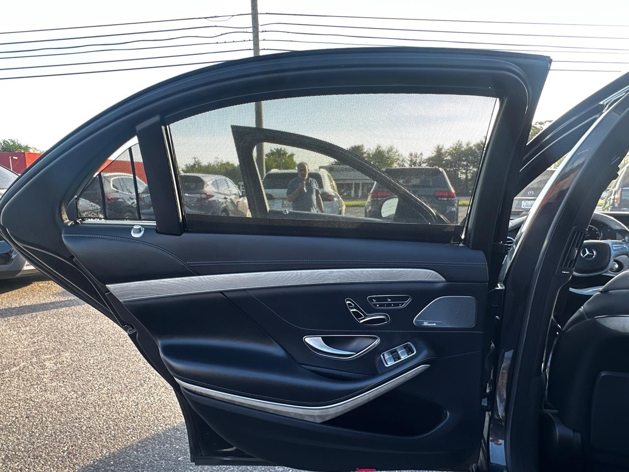 Mercedes-Benz S-Class  2015