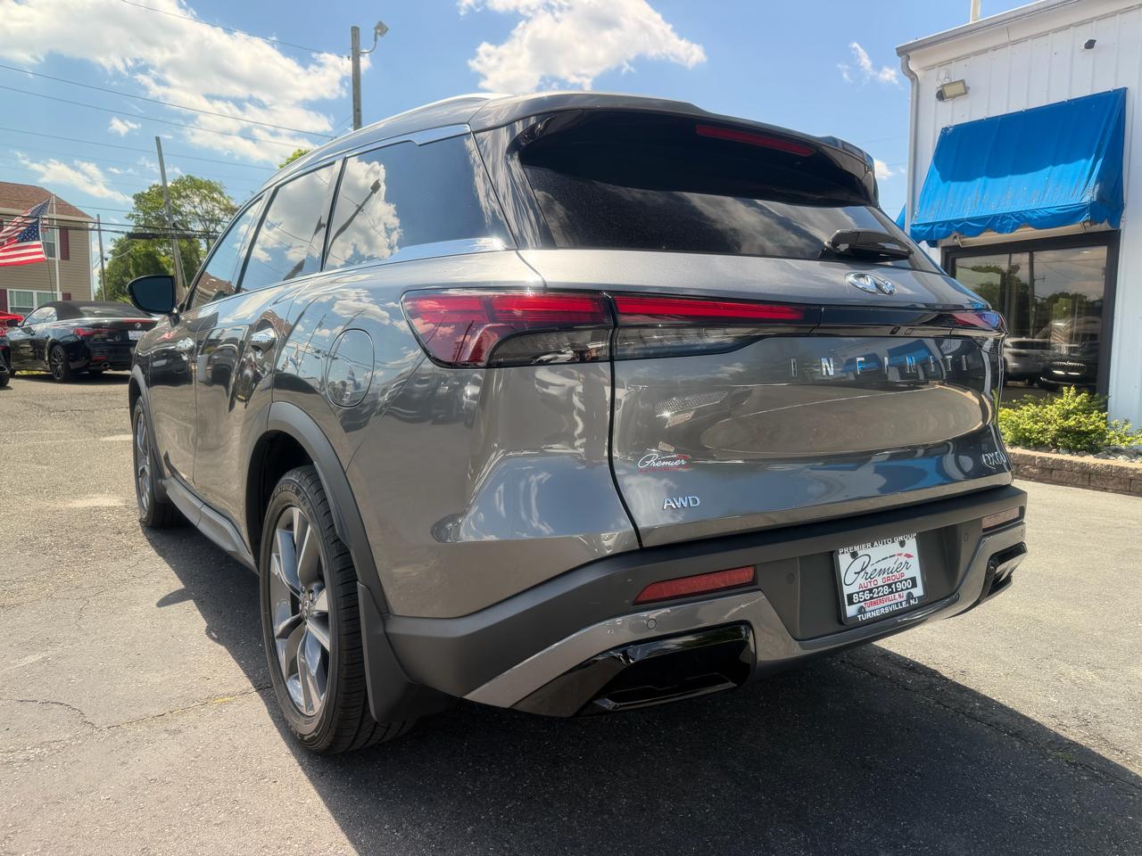 Infiniti QX60  2023