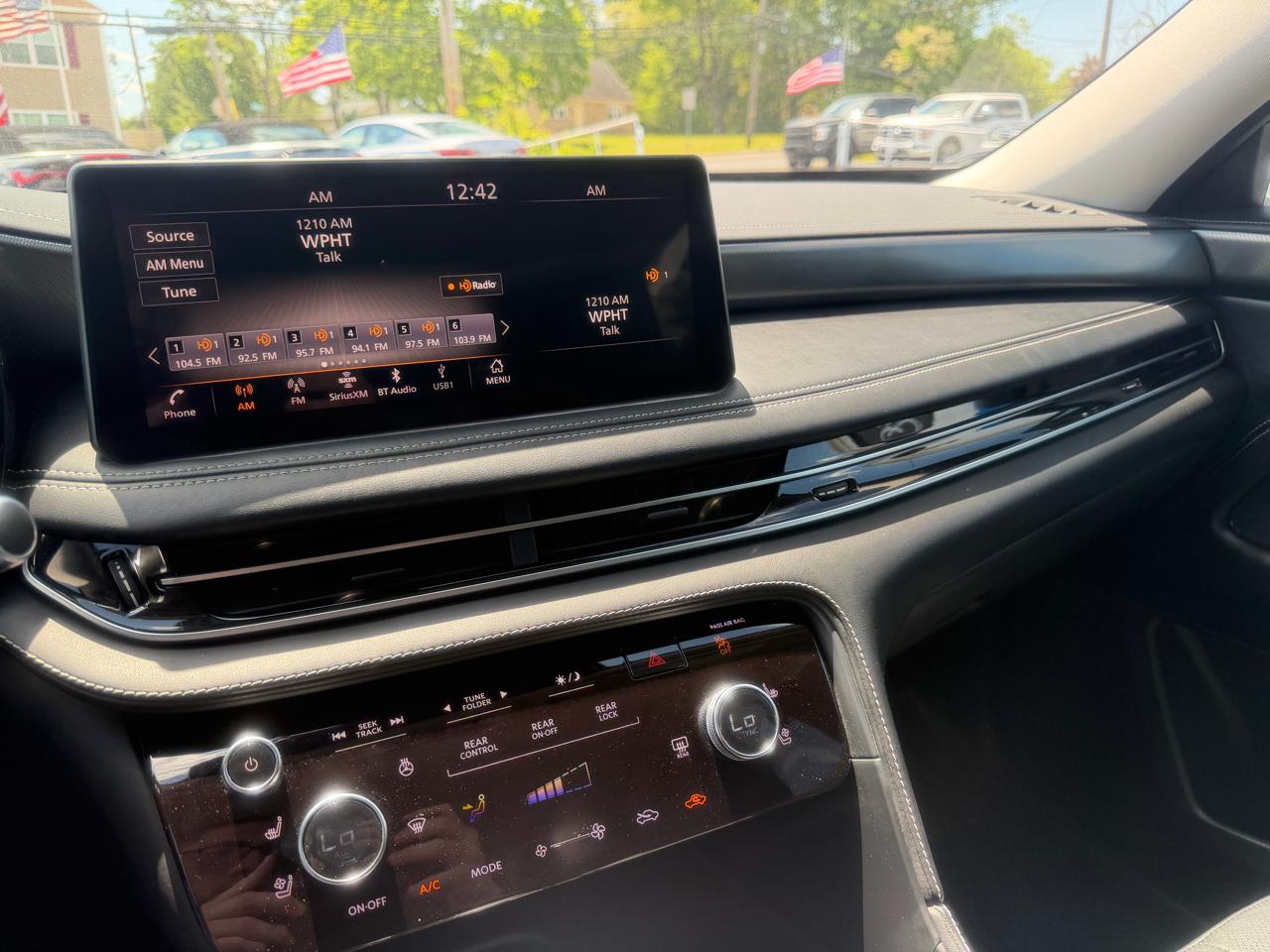 Infiniti QX60  2023
