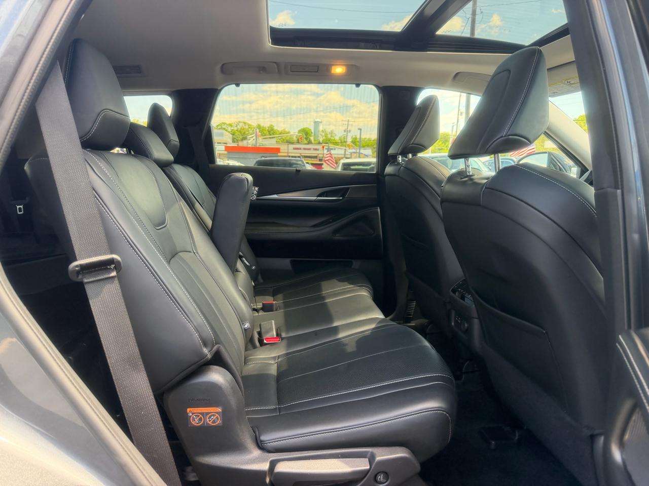 Infiniti QX60  2023