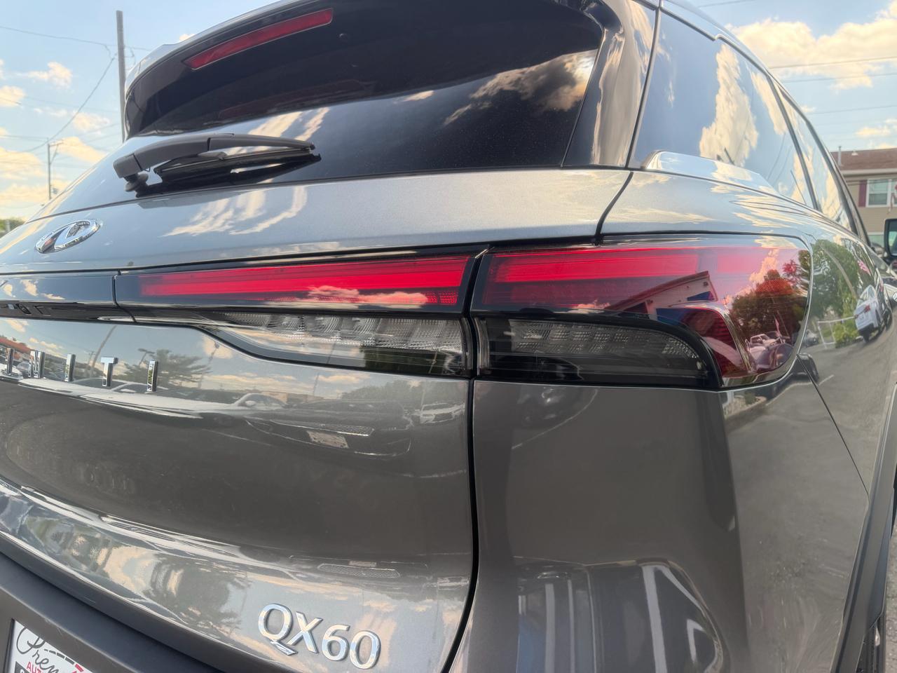 Infiniti QX60  2023