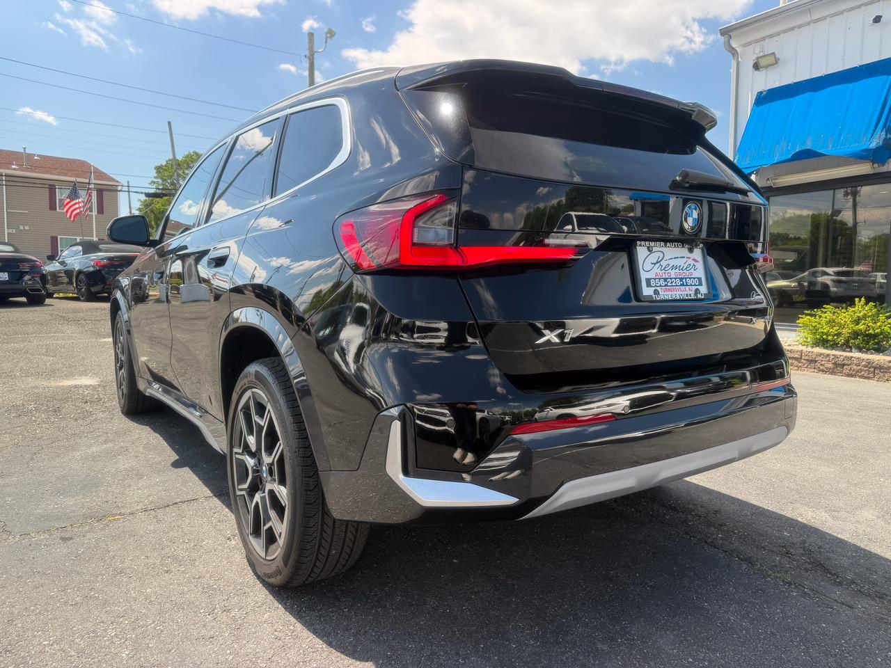 BMW X1  2023