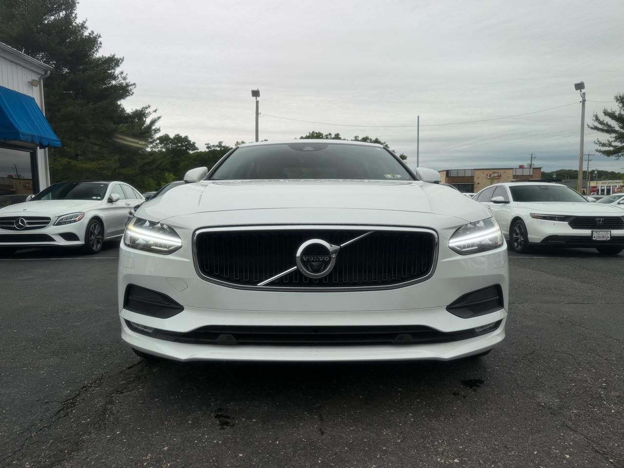 Volvo S90  2018