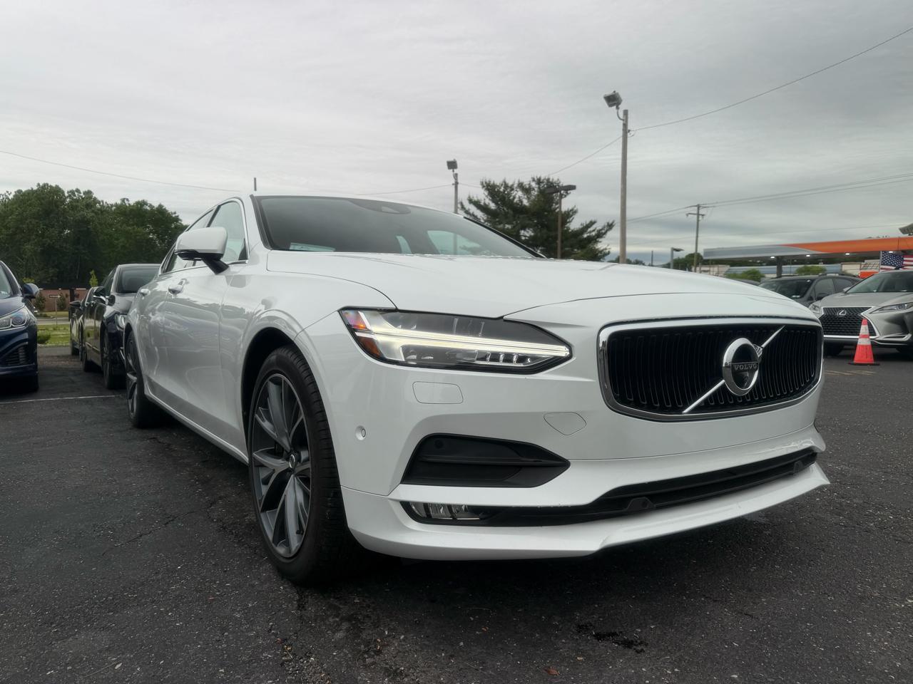 Volvo S90  2018