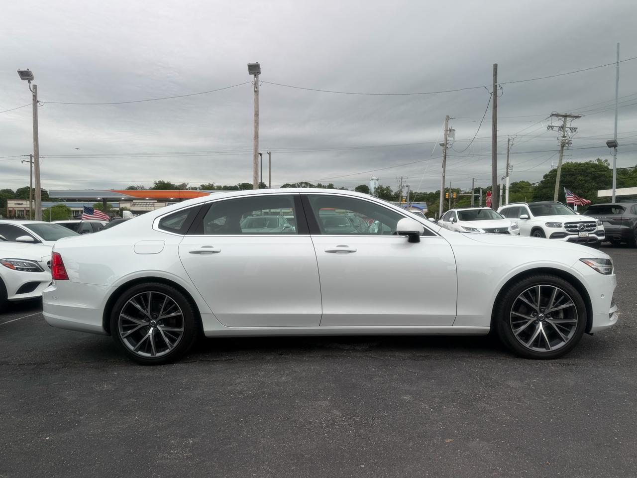 Volvo S90  2018