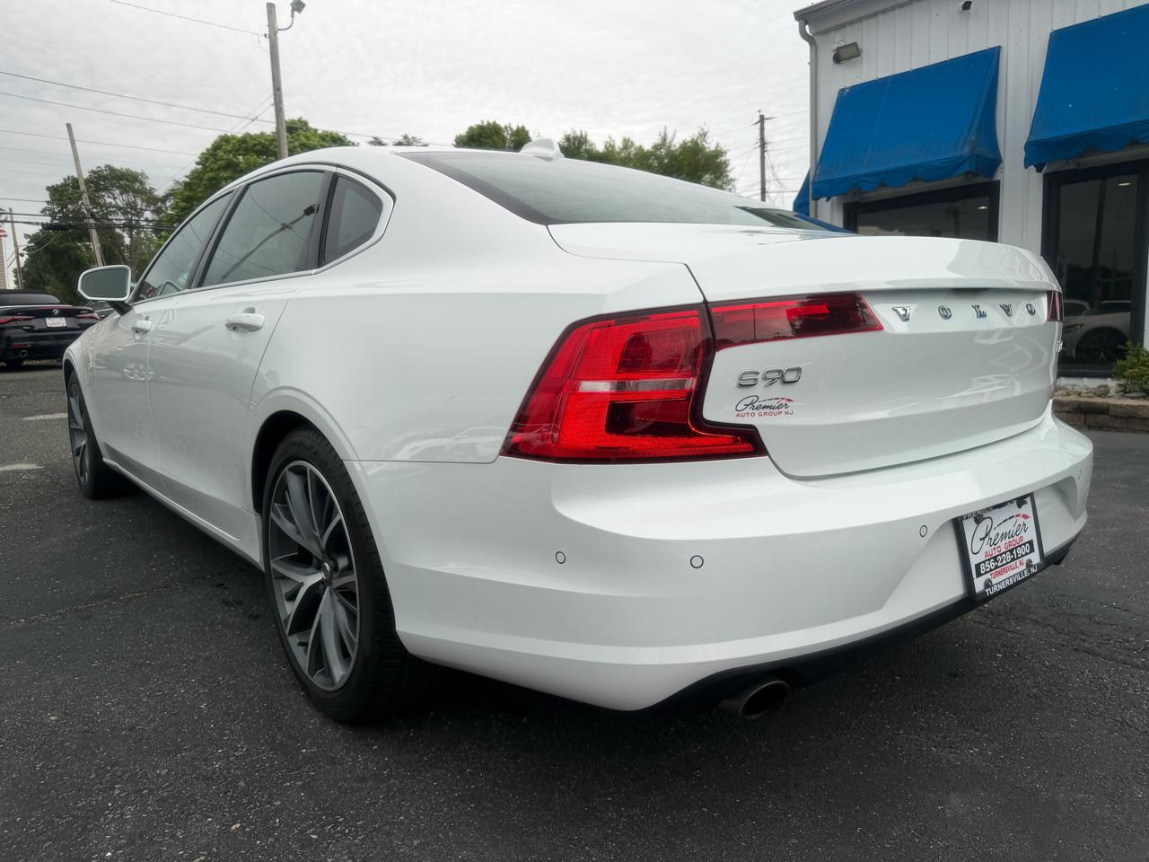 Volvo S90  2018