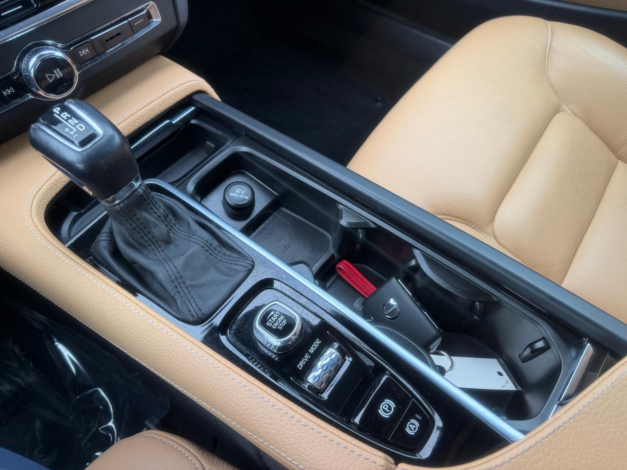 Volvo S90  2018