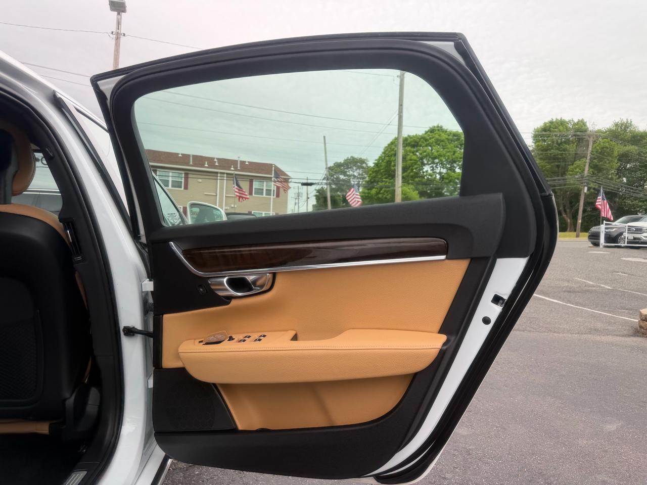 Volvo S90  2018