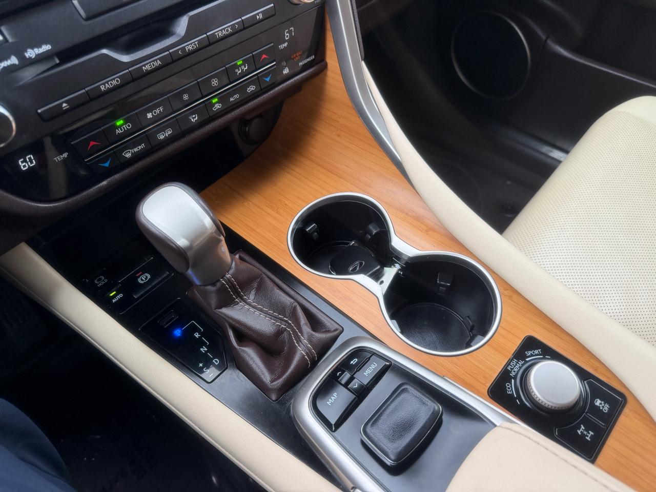 Lexus RX  2017