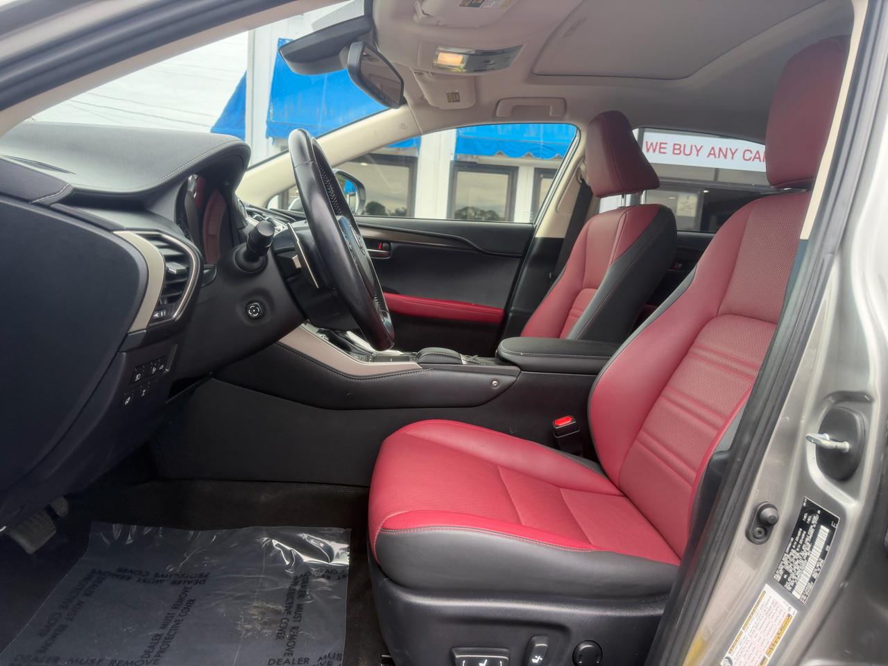 Lexus NX  2020