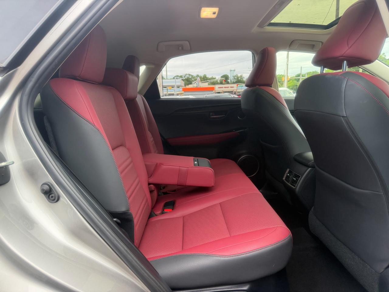 Lexus NX  2020