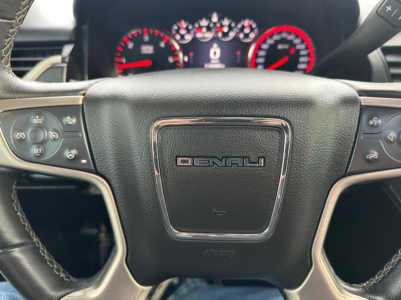 GMC Yukon  2015