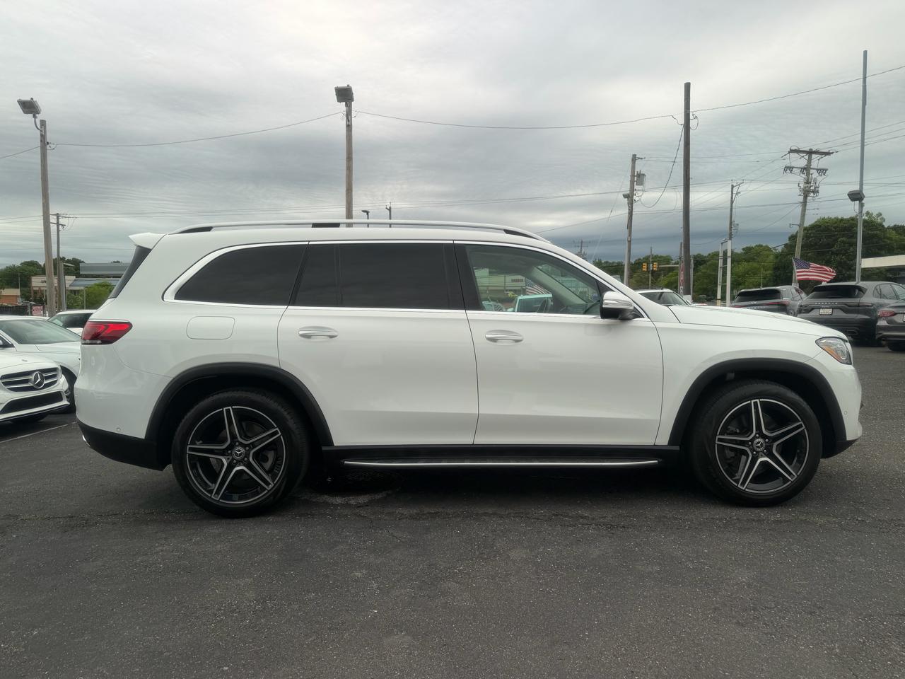 Mercedes-Benz GLS  2021