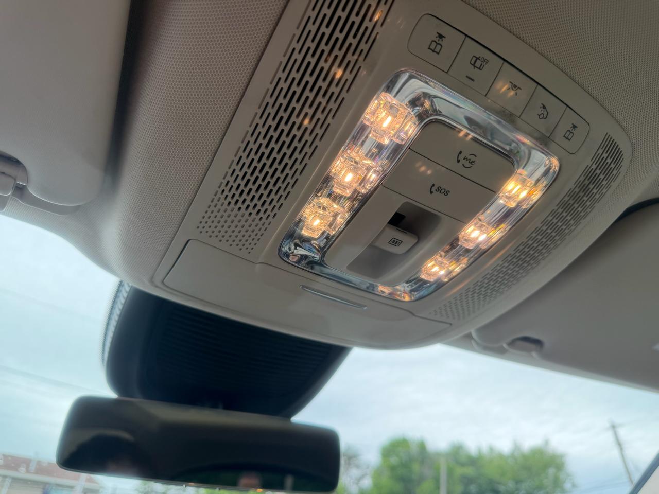 Mercedes-Benz GLS  2021