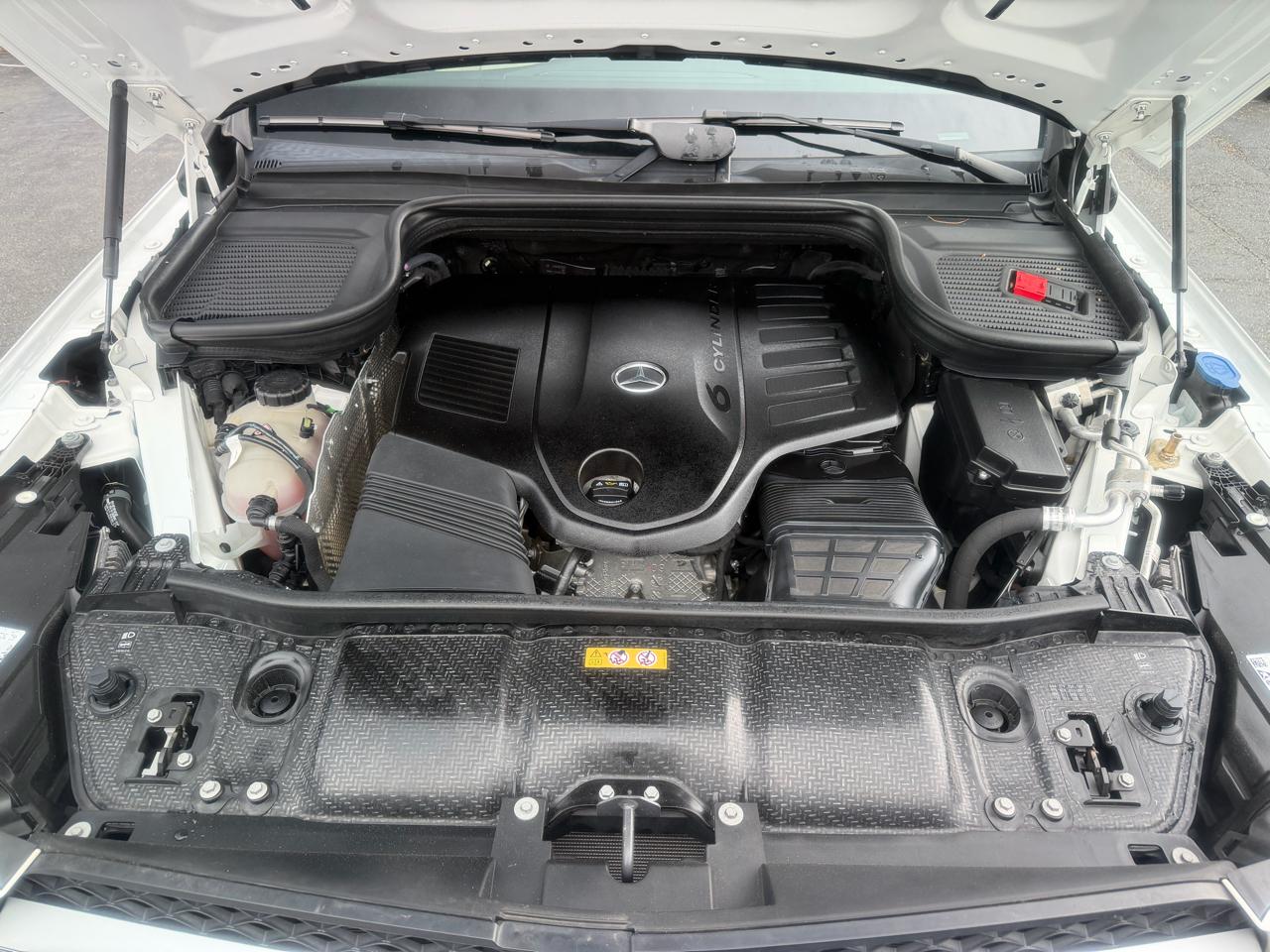 Mercedes-Benz GLS  2021