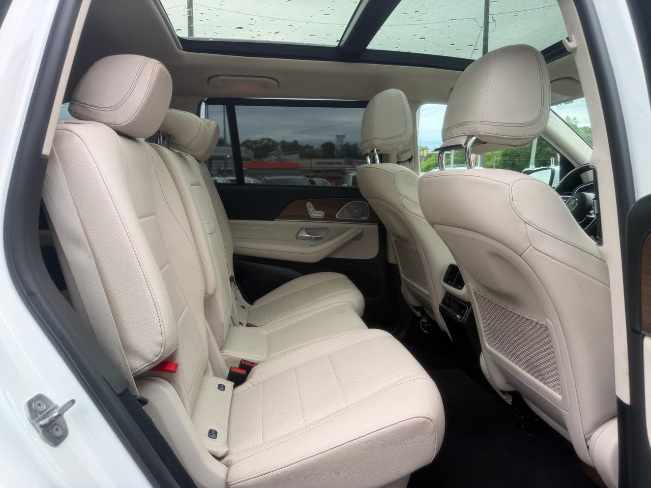 Mercedes-Benz GLS  2021
