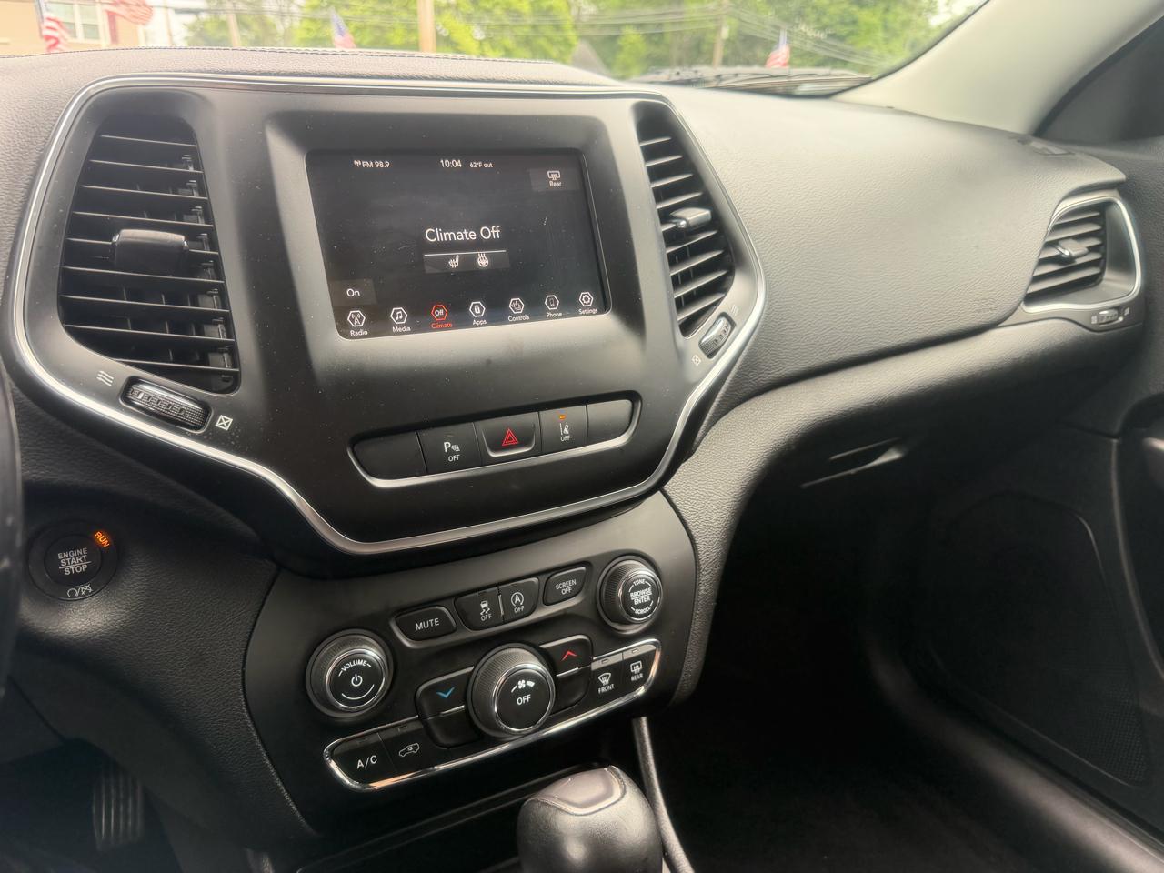 Jeep Cherokee  2021