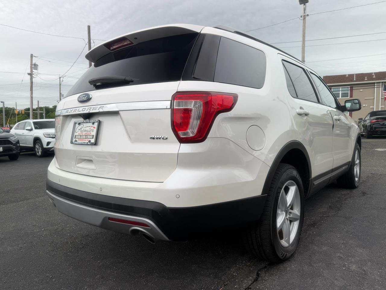 Ford Explorer  2016