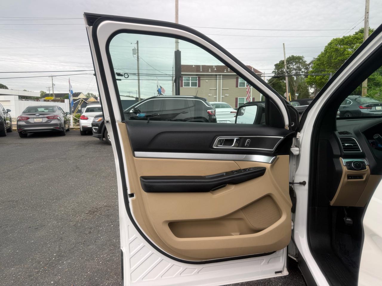 Ford Explorer  2016