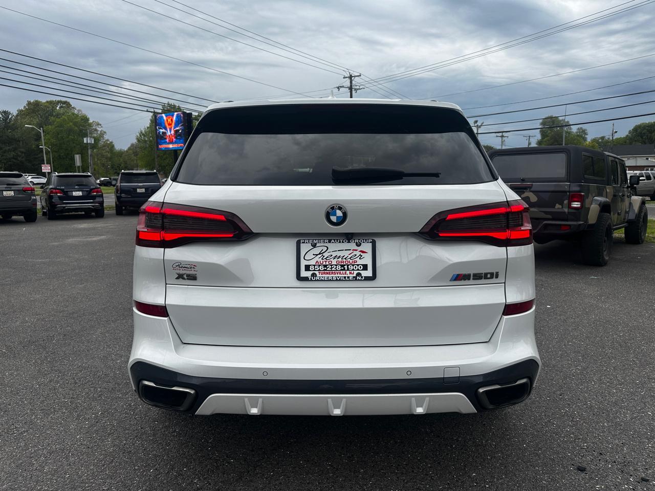 BMW X5  2021