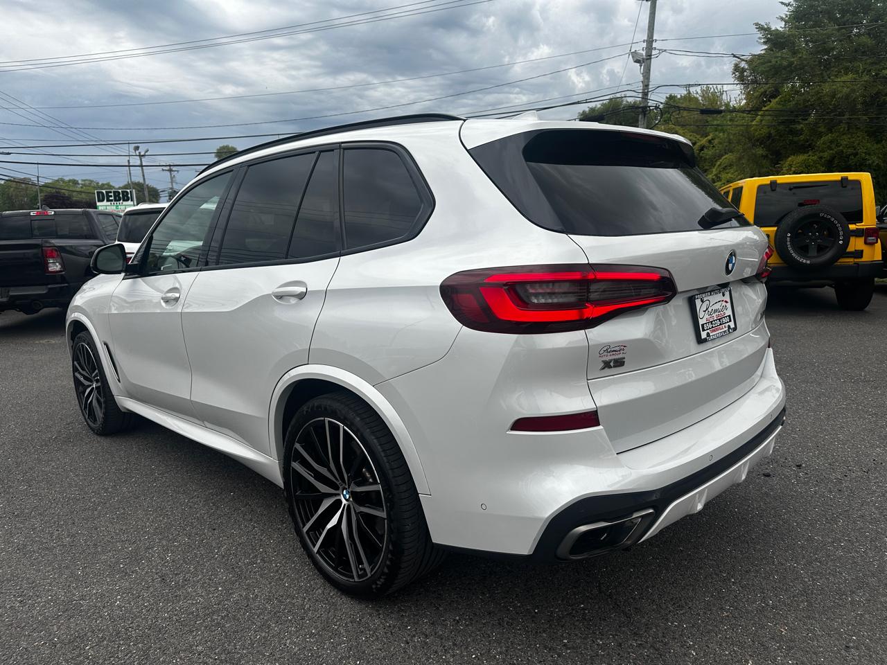 BMW X5  2021