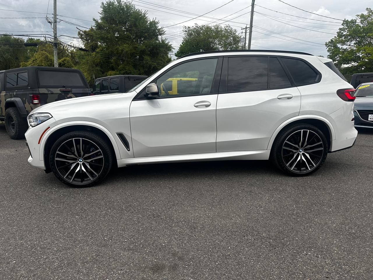 BMW X5  2021