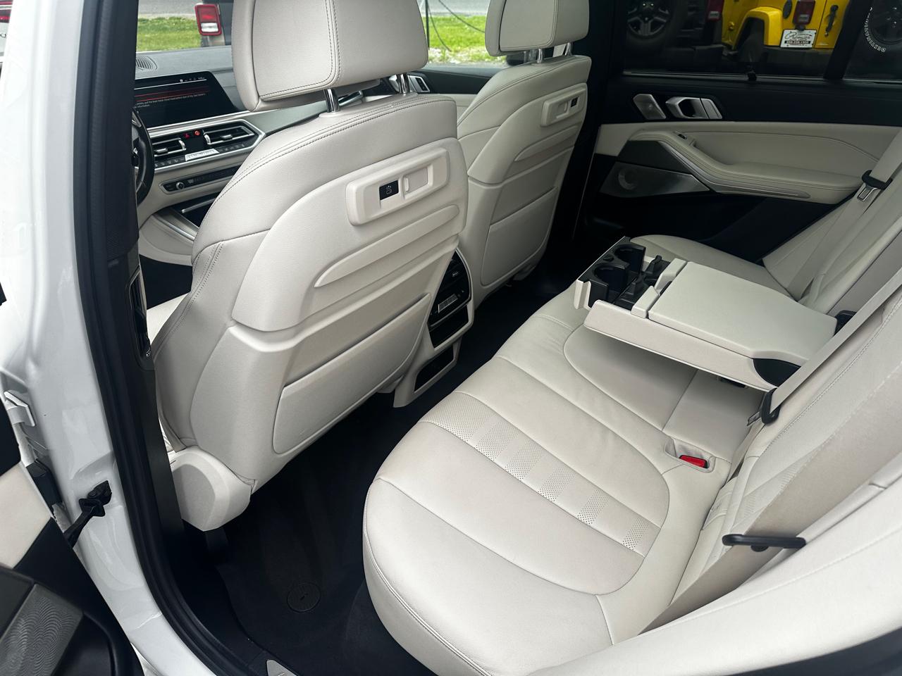 BMW X5  2021