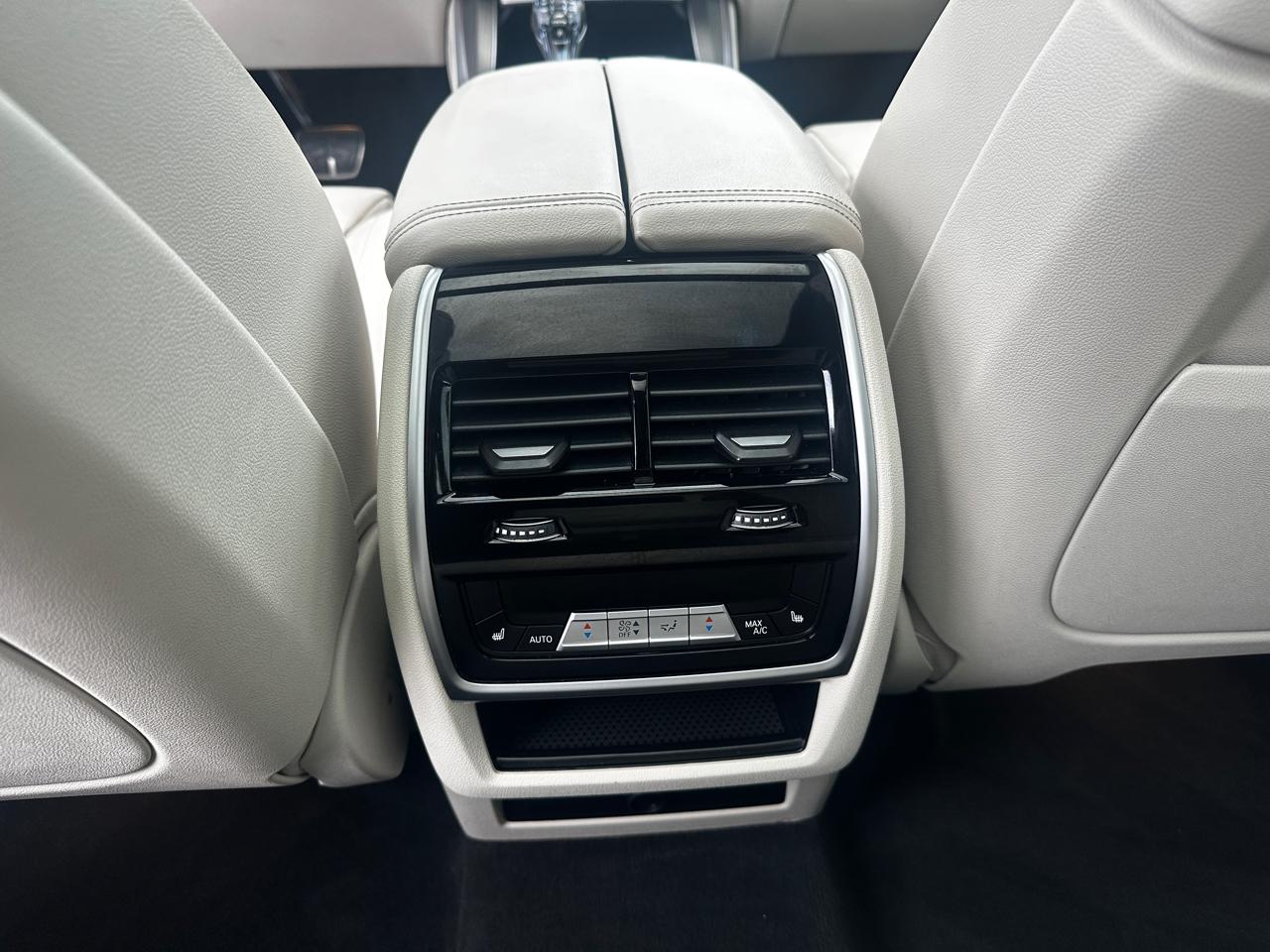BMW X5  2021