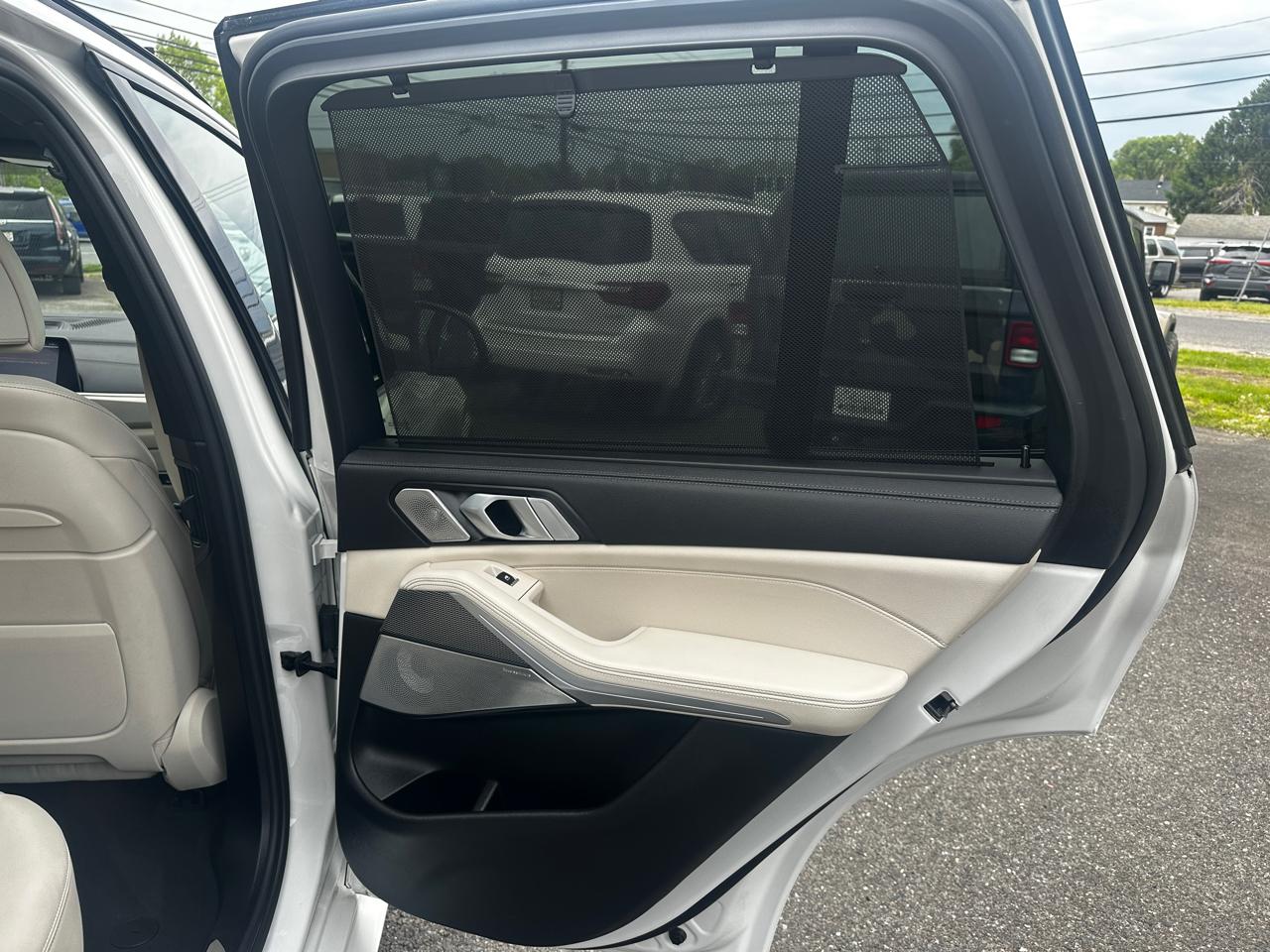 BMW X5  2021