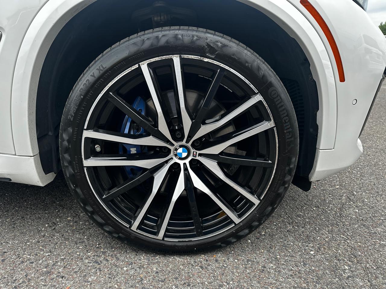 BMW X5  2021