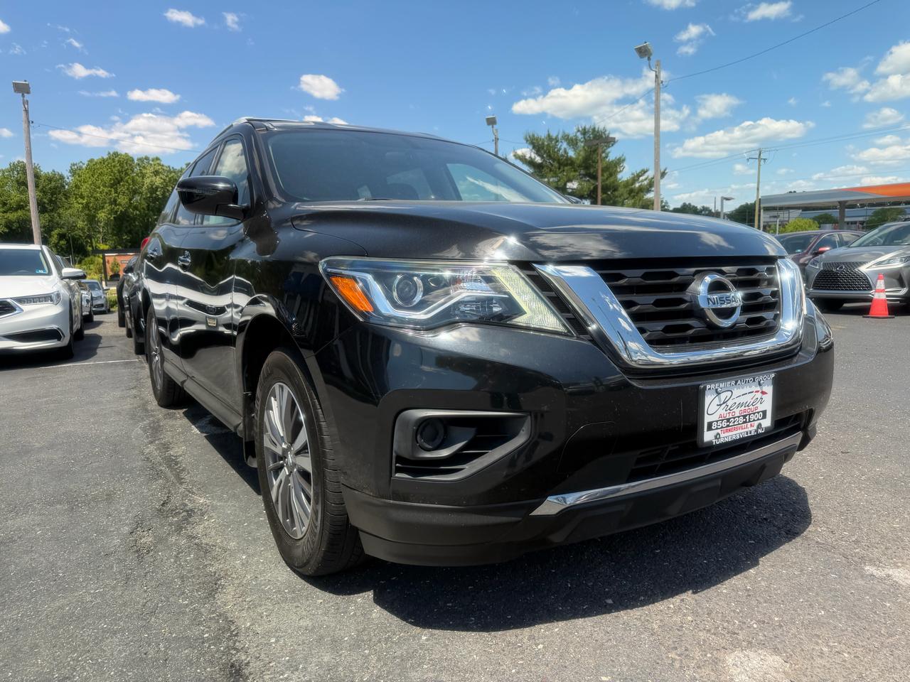 Nissan Pathfinder  2019