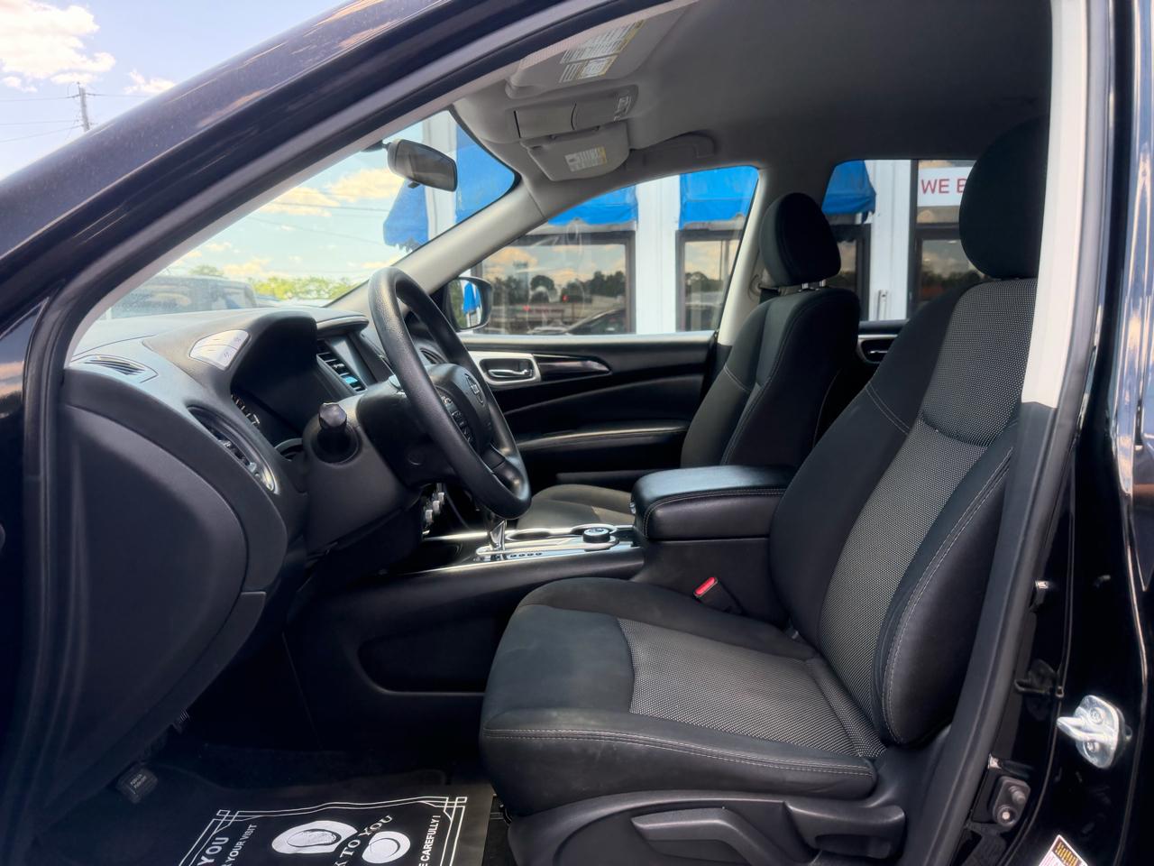 Nissan Pathfinder  2019
