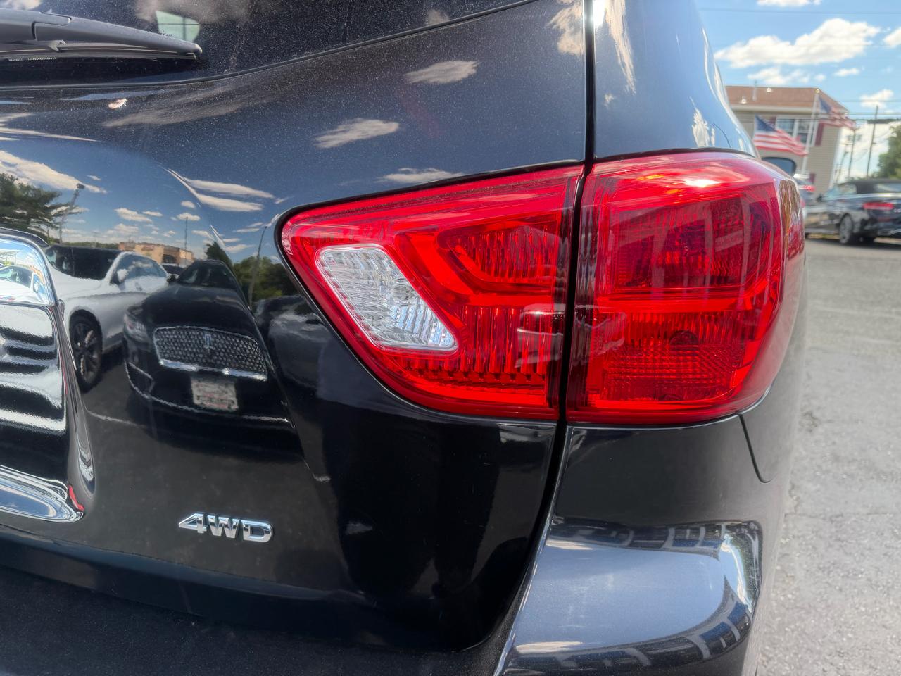 Nissan Pathfinder  2019