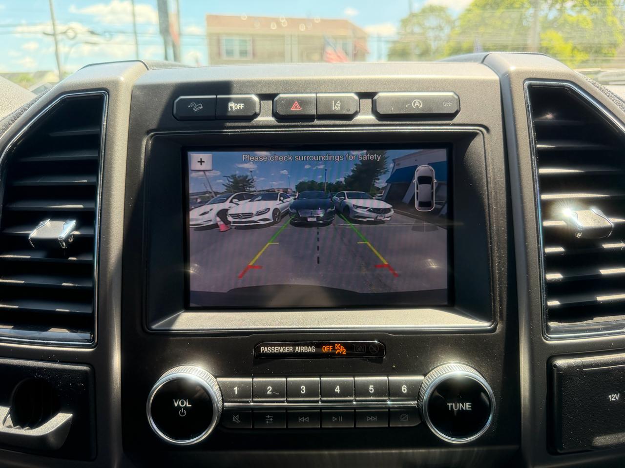 Ford Expedition  2019